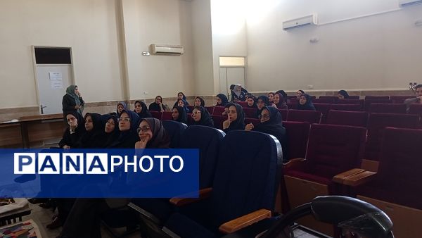 کارگاه آموزشی محیط زیستی برای مراقبین سلامت ناحیه هفت مشهد