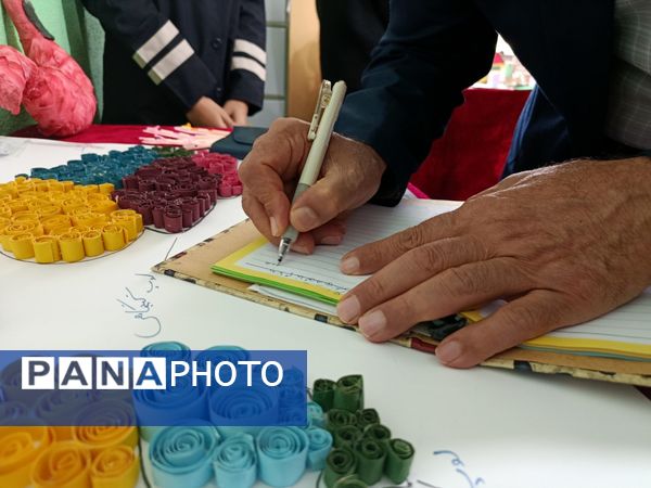 رونمایی از سه اثر به قلم سه دبیر دماوند