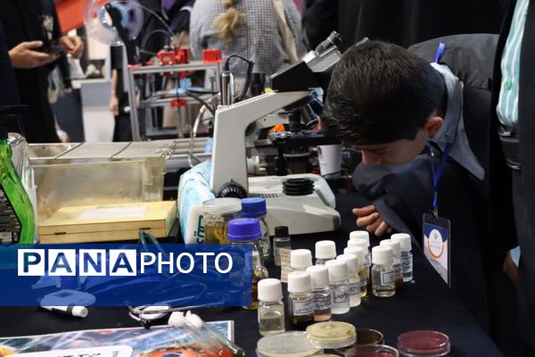 دوازدهمین نمایشگاه دستاوردهای پژوهش، فناوری و فن‌بازار در یزد آغاز به کار کرد