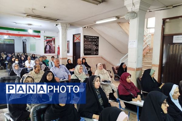 گرامیداشت هفته پدافند غیرعامل در مدارس ناحیه دو شهرری 