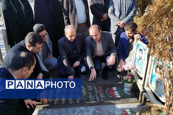 زنگ انقلاب در اصفهان نواخته شد