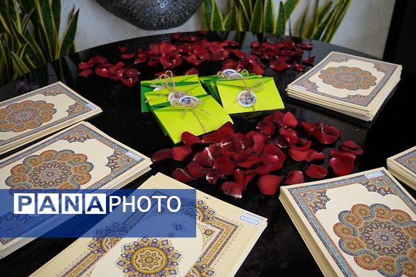 مراسم تقدیر از مربیان و مشاوران به مناسبت هفته امور تربیتی در پیشوا 