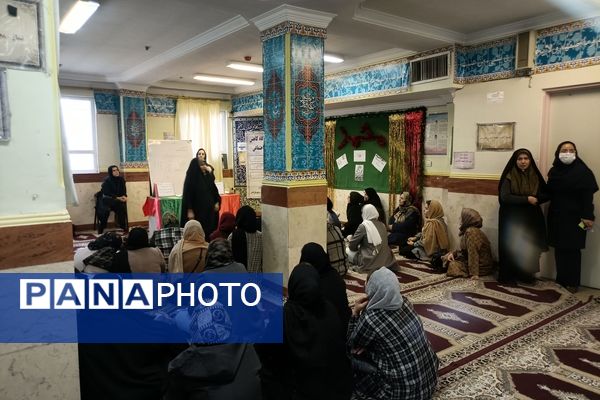 برگزاری کارگاه کاهش آسیب‌های اجتماعی در دبیرستان شهیدان گروسی