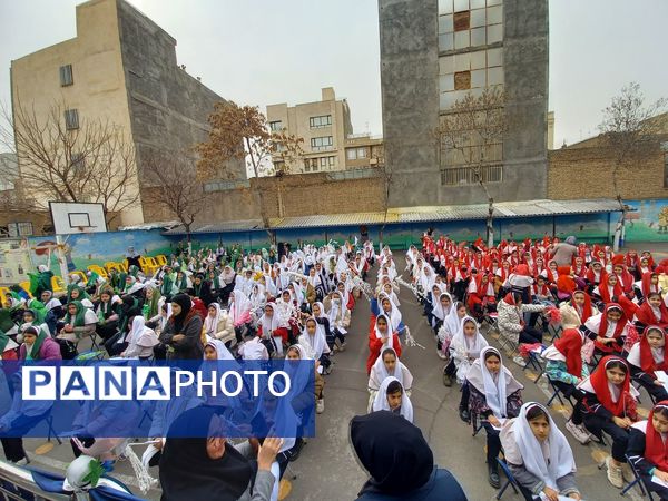جشن نیکوکاری در دبستان اخوان گنجی