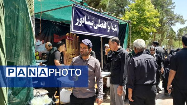 مواکب فرهنگی و پذیرایی در روز اربعین در امامزاده محروق و ابراهیم نیشابور 