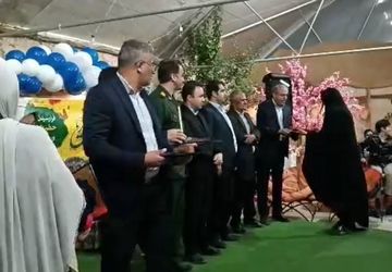 تقدیر مسئولان خاتم از زنان کارآفرین مجموعه افرا 