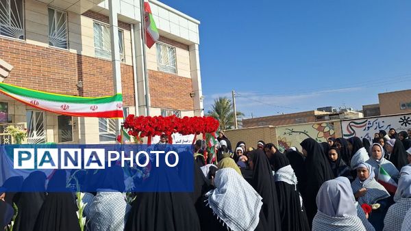 میزبانی دانش‌آموزان دختر بیرجندی از شهید گمنام 