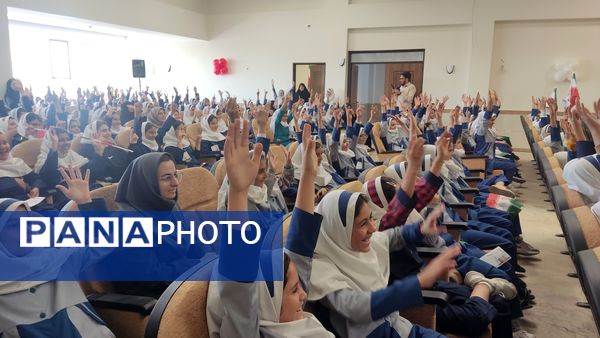اینجا قلب‌ها می‌تپند تا عاطفه‌ای جاری شود