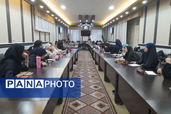 کارگاه آموزشی خبرگزاری پانا در اداره آموزش و پرورش ناحیه ۳ شیراز