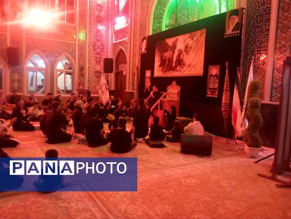 برگزاری مراسم شب سوم عزاداری اباعبدالله(ع) در تکیه ابوالفضلی نیشابور