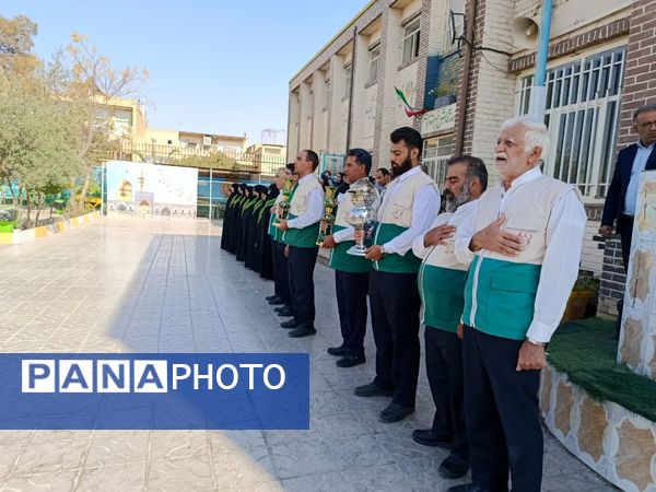 حضور خادمان حرم حرم امام رضا (ع) در دبستان حضرت قاسم‌ابن‌الحسن یزد 