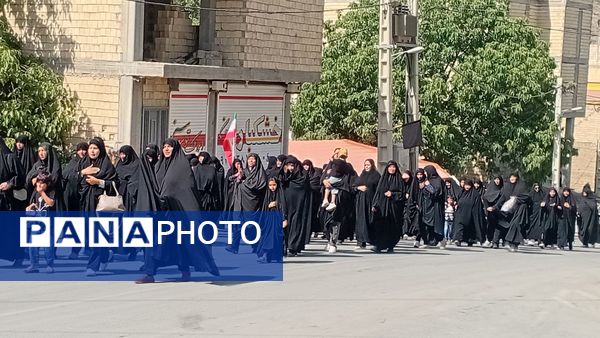 حضور حماسی مردم روستای مارکده در همایش جاماندگان اربعین حسینی