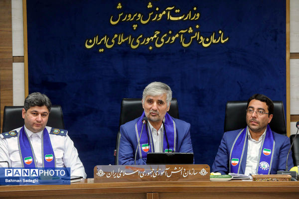 نشست قائم مقام سازمان دانش آموزی با معاونان پرورشی، تربیت‌بدنی و مسئولان سازمان دانش‌آموزی آذربایجان شرقی
