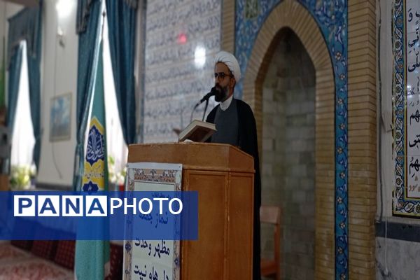 اقامه نماز جمعه در شهر بار نیشابور