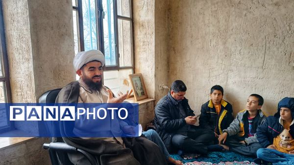 جلسات تفسیر قرآن در منازل مردم شهرستان مارگون