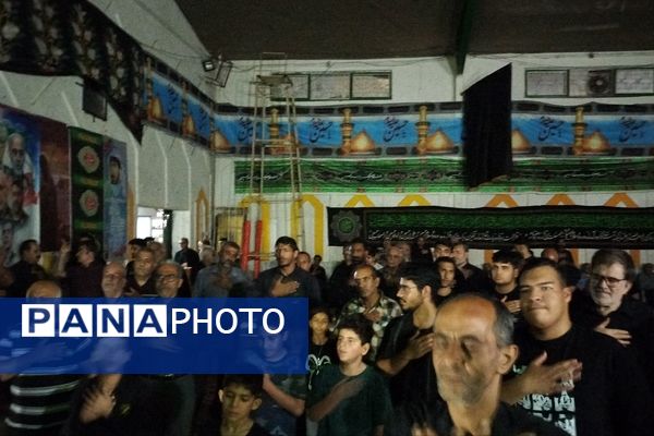 شور حسینی در شب چهارم محرم 1404 در هیات فرهنگیان ناحیه ۳ شیراز 
