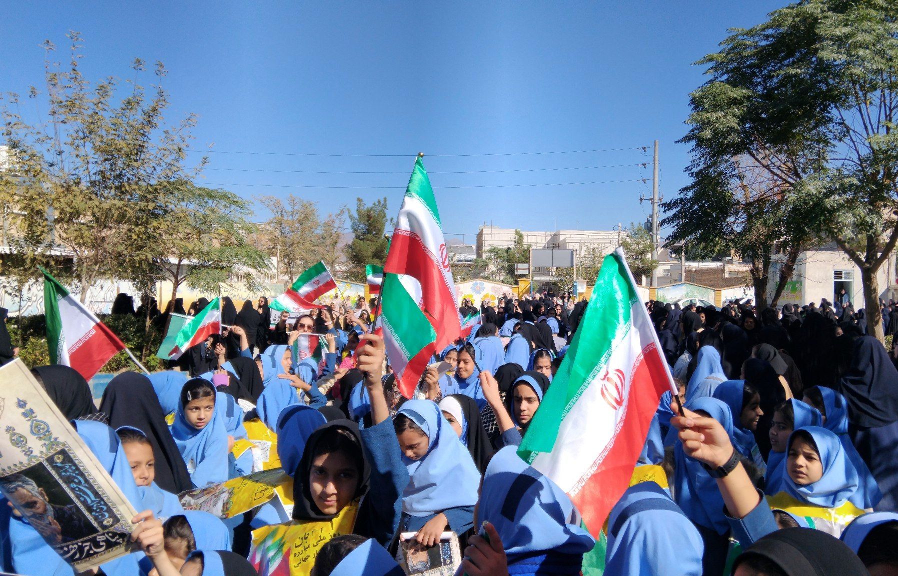 راهپیمایی ۱۳ آبان ماه در شهرستان خلیل‌آباد 