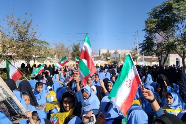 راهپیمایی ۱۳ آبان ماه در شهرستان خلیل‌آباد 