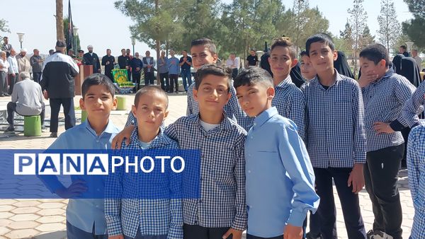 حضور کاروان زیر سایه خورشید در نایین