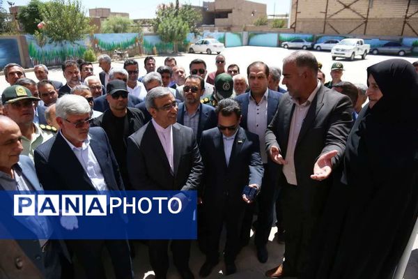 بازدید استاندار خراسان رضوی از پروژه های عمرانی شهرستان خلیل آباد 