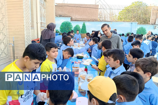 مهر را در جشن عاطفه‌ها غرق مهربانی کردند