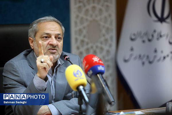  آیین رونمایی از پویش «بر مدار مقاومت» با حضور وزیر آموزش و پرورش