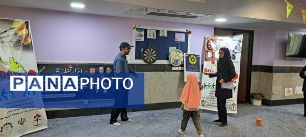 مسابقات دارت و طناب کشی در کتابخانه اندیشه شهرستان شیروان