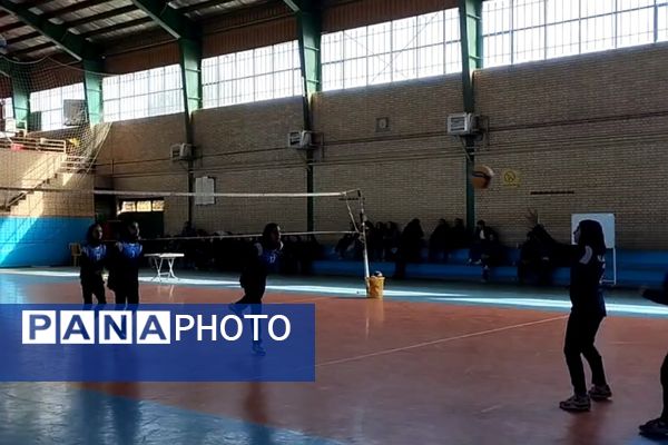 برگزاری دوره مهارت‌آموزی ورزشی ویژه دبیران تربیت بدنی منطقه کهریزک 