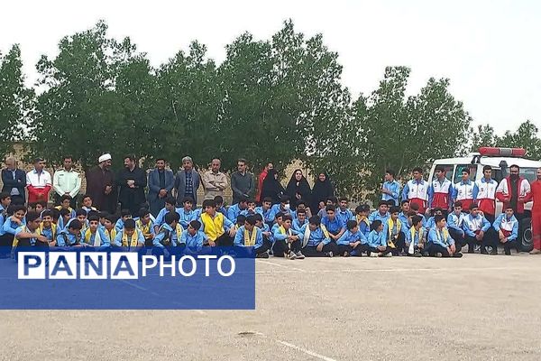 مانور زلزله در مدارس شهرستان‌ها و مناطق استان بوشهر