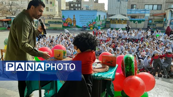 اجرای برنامه فرهنگی و عروسکی پیک دانایی در دبستان نیایش
