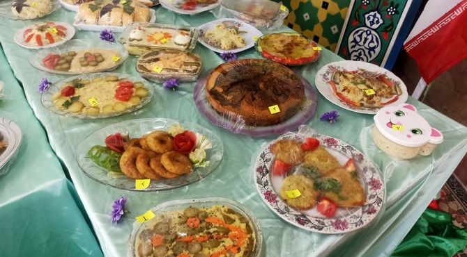 جشن روز جهانی تخم مرغ در مدرسه سمانه مروست