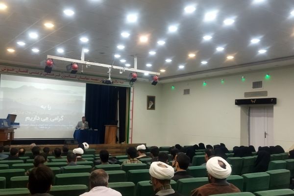 کارگاه توجیهی آموزشی معاونین و مربیان پرورشی کاشمر