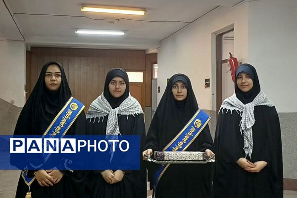 گرامیداشت هفته بسیج در دبیرستان قلم چی ناحیه دو شهرری 