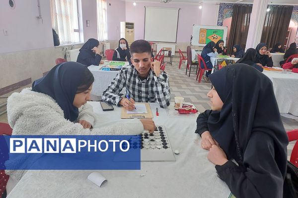 برگزاری مسابقات بازی‌های فکری رویش در دبیرستان شهید محمد تقی دستغیب ناحیه ۳شیراز 