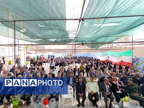 خیرین مدرسه ساز، سازندگان آینده ایران