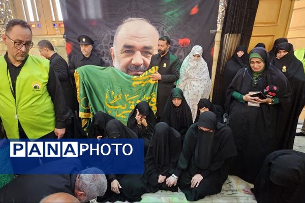 بدرقه یاران انقلاب در حرم حضرت عبدالعظیم (ع) شهرری