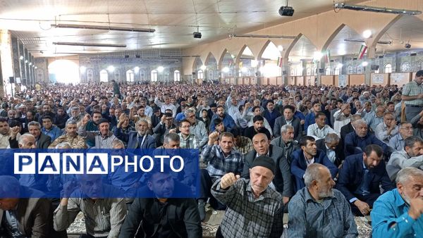 حضور پرشور مردم یاسوج در نماز جمعه خشم 