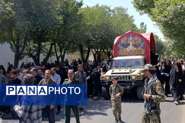 مراسم تشییع پیکر شهدای شهرضا در پی تجاوز ددمنشانه رژیم صفاک صهیونسیتی 