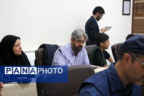 نشست معاون پرورشی و فرهنگی وزیر آموزش و پرورش با دانش آموزان پسر عضو تشکل‌های دانش‌آموزی 