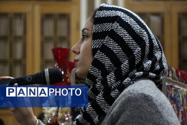 شب یلدا شاعرانه در خانه شعر و ادب شهرداری یزد