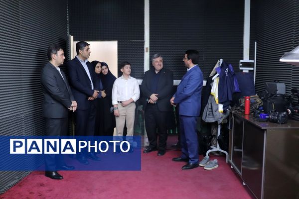 حضور مدیرکل فرهنگ و ارشاد اسلامی آذربایجان شرقی در دفتر خبرگزاری پانا استان به‌مناسبت روز خبرنگار
