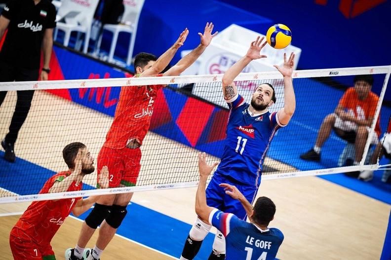 لیگ ملت‌های والیبال؛ فرانسه نوار پیروزی‌های ایران را قطع کرد