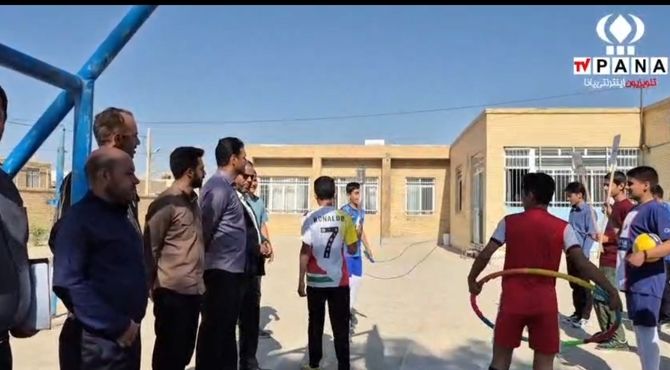 المپیاد ورزشی در دبیرستان شهید فلاحتی مروست افتتاح شد