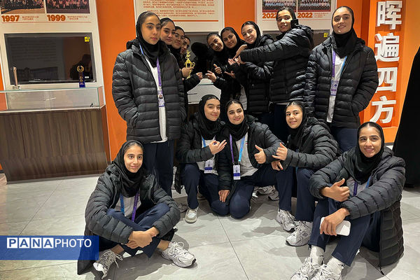 بازدید دانش‌آموزان والیبالیست زیر ۱۵ سال ایران از مدرسه شانگژو در روز چهارم مسابقات