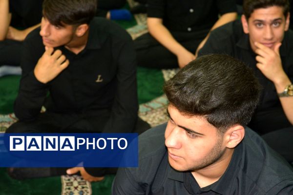 برگزاری مراسم سوگواره احلی من العسل در هنرستان مجتمع فنی تهران بهارستان ۲
