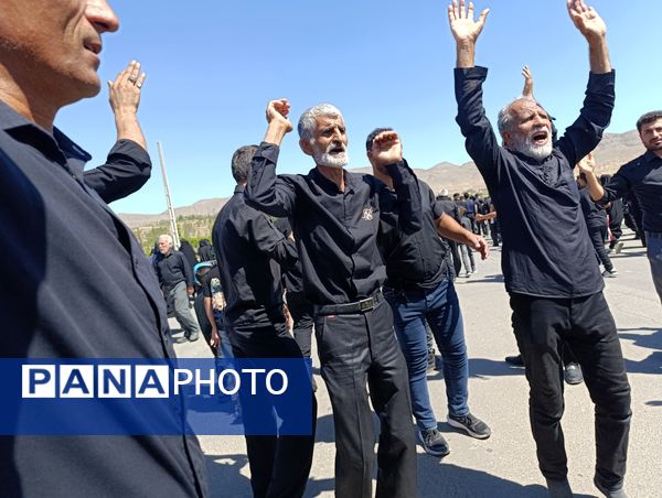 عاشورای حسینی در آشخانه و ۷۲ دیگ غذای نذری