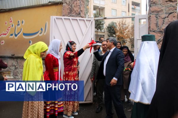  آیین افتتاح جشنواره ماها و ایران‌مون در دبیرستان خدیجه کبری پردیس 