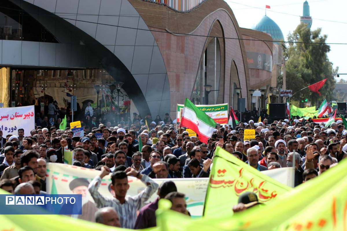 راهپیمایی ۲۲ بهمن در شهرستان بم 