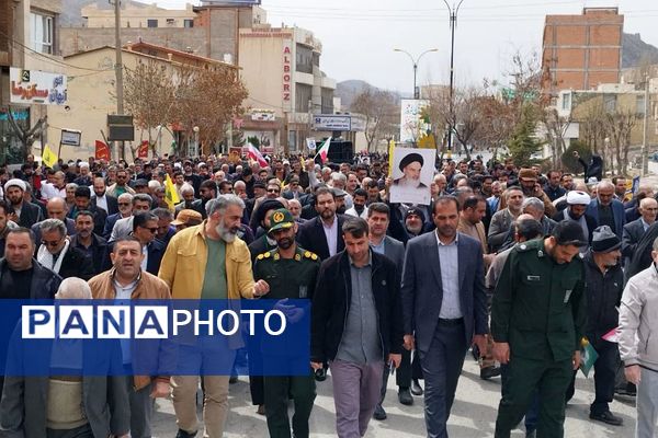 حضور پرشور مردم و مسئولان روزه‌دار شهرستان فیروزکوه پررنگ‌تر از هر سال در راهپیمایی روز قدس