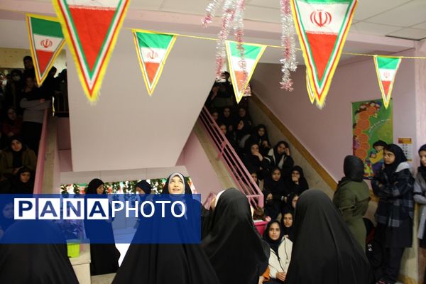 برگزاری جشن مبعث پیامبر اکرم (ص) در مدرسه هیات امنایی حضرت معصومه (س) ناحیه 4 کرج